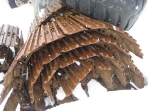 John Deere 892, 32 Inch Pads - Price On Request