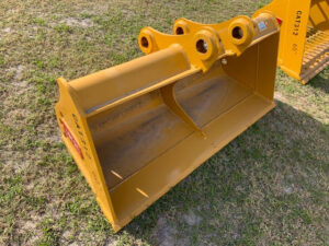 Unused 60" CAT 312 / 311 Clean Up Excavator Bucket