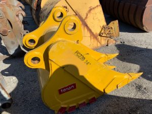 Unused 24" CAT 320 Ripping Bucket.