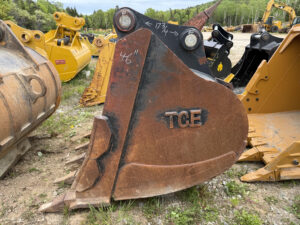 46' Komatsu PC220/210/200; CAT 320; Deere 200/210  Excavator Bucket