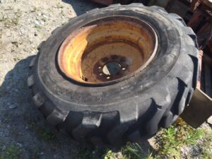 8 Stud Rim (rim only) fits 15.5x25 Tire