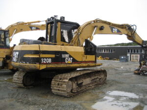 1999 CAT 320B (Parting Out) - Price On Request