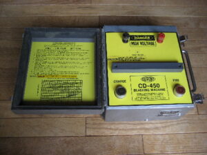 Dupont CD-450 Blasting Machine