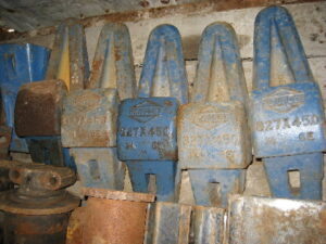 Three New Hensley 827X450 Teeth Adapters - Price On Request