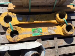 2, Komatsu Excavator Bell Arms.