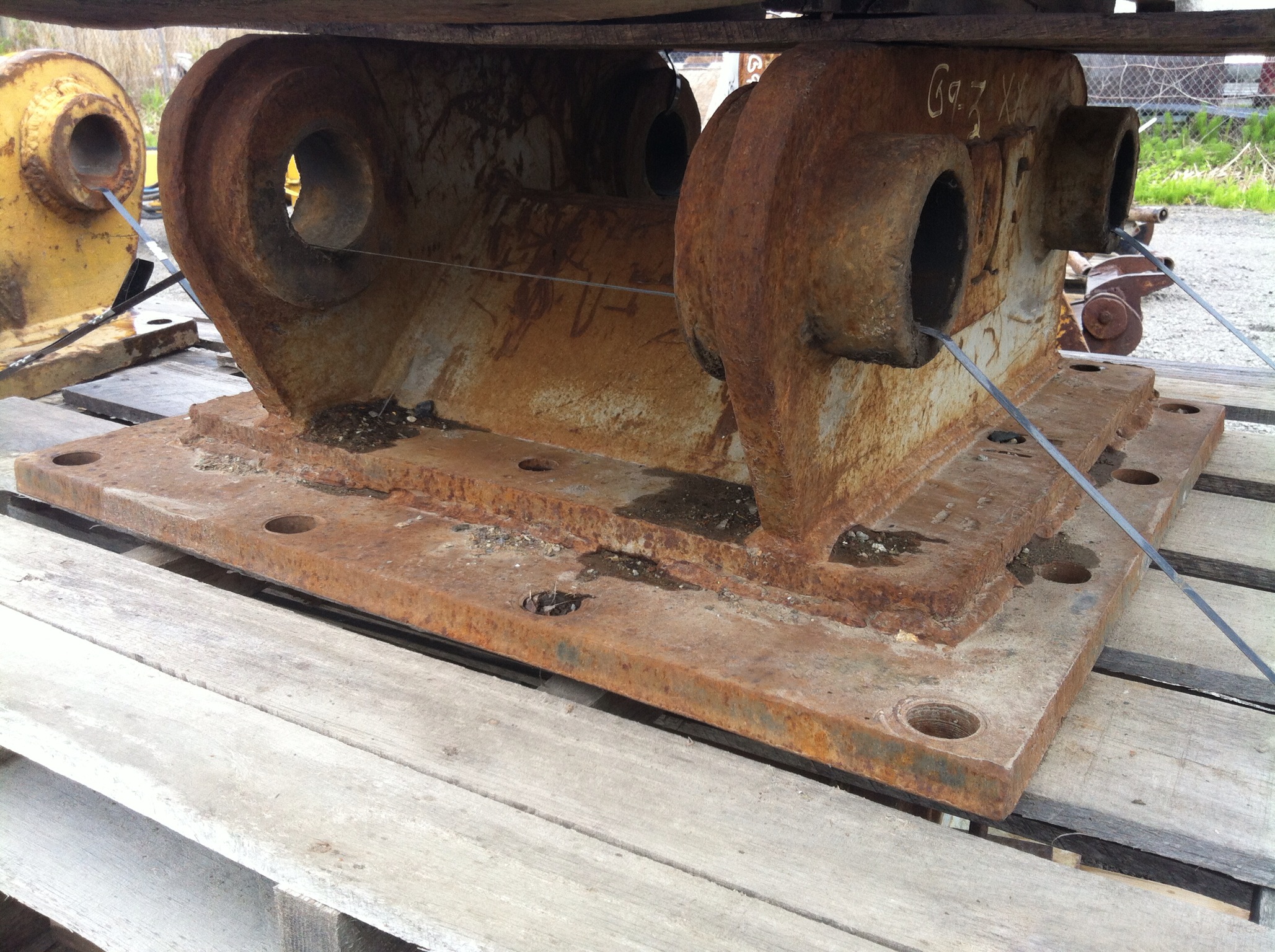 Top Plate Adapters for Excavator Attachments