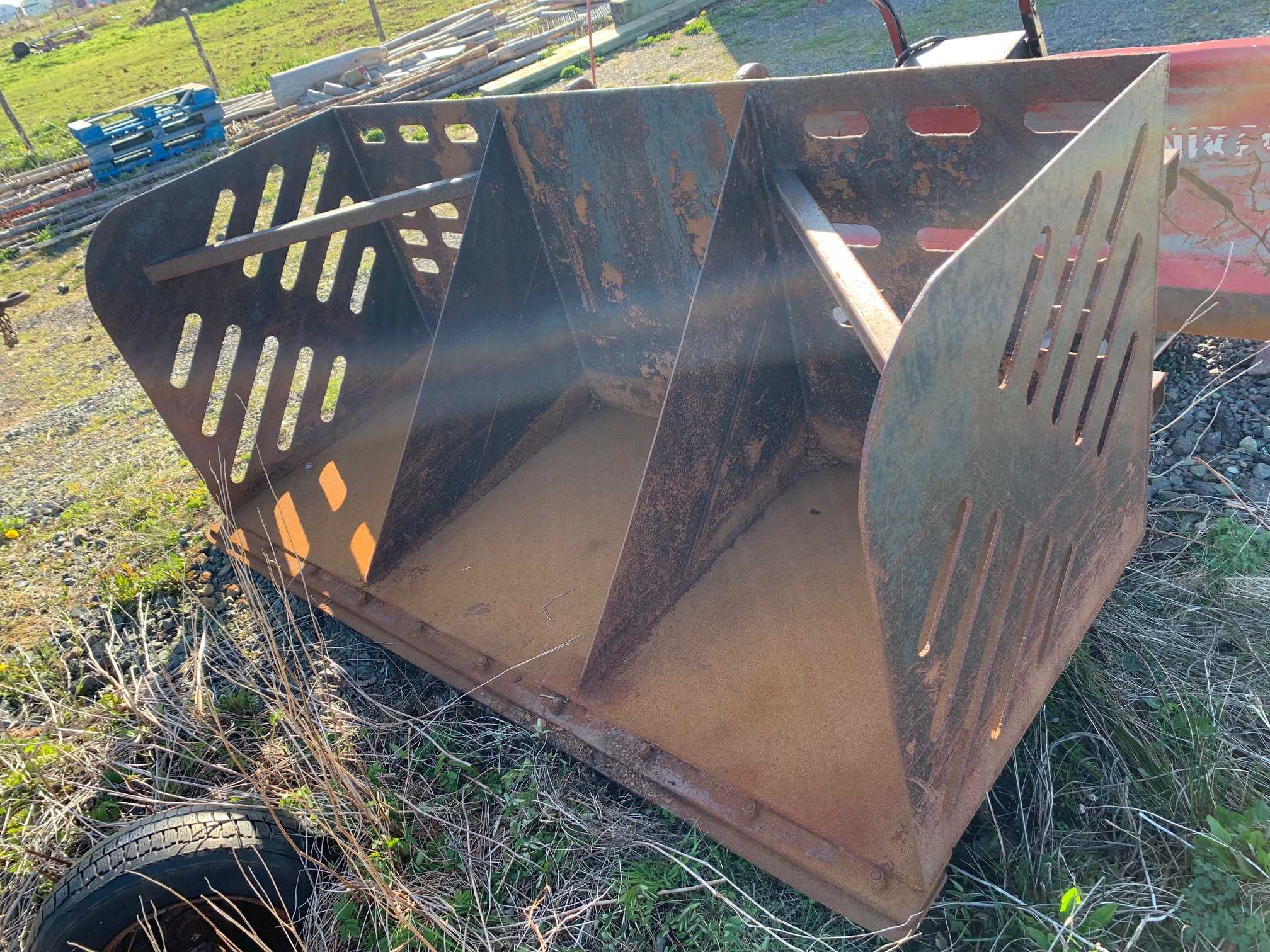 8' x 4' CAT IT Quick Coupler Backhoe or Loader Snow Basket.