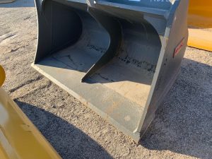 Unused 72"Deere 450  Excavator Bucket.
