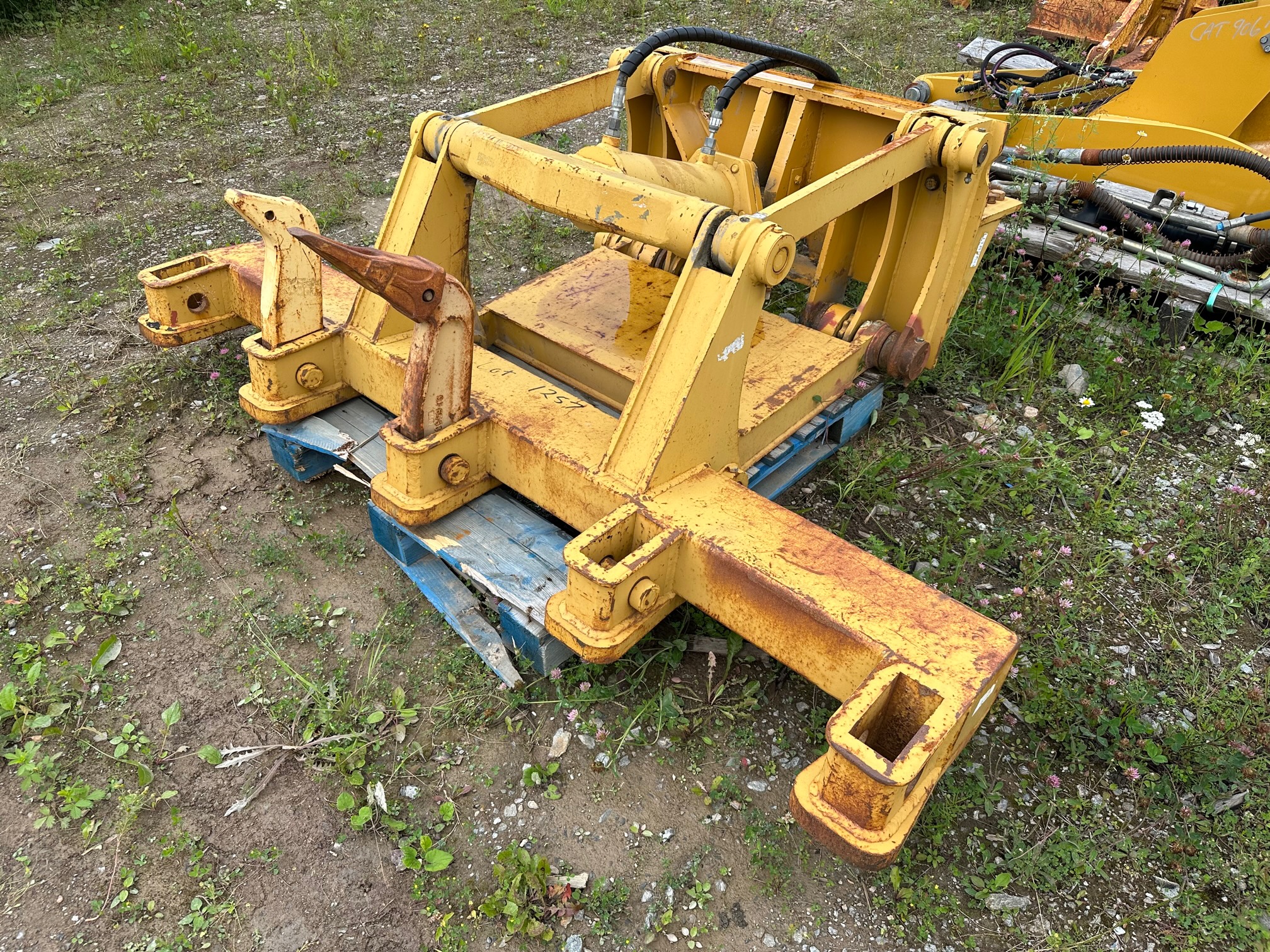 Unused 90 Inch CAT 140 M Grader Scarfier Ripper (3)