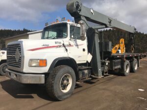 1995 FORD L9000 National 990 Boom Truck
