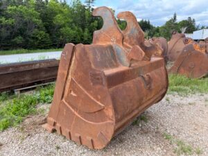 72" Wedge Lock Excavator Clean Up Bucket